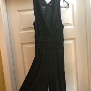 Elegant black wide leg jumper by Nine West small